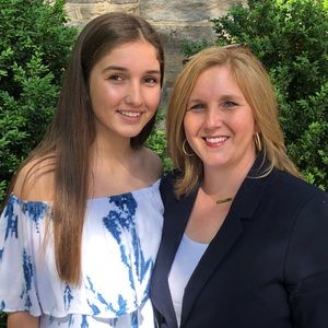 Meet your Posher, Lisa